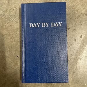 DAY BY DAY By Hazelden - Hardcover 1982 AA Recovery one day at a time